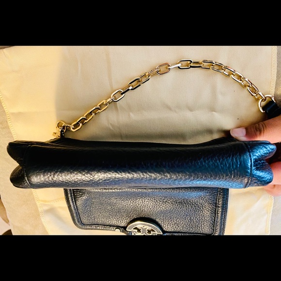 Authentic Tory Burch Blk Leather Chain Cross Body - Picture 9 of 10